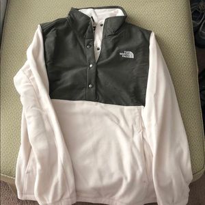 North Face Quarter Button Up - Women